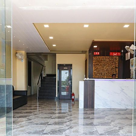 Hotel Somnath Daksh Somnāth Екстериор снимка