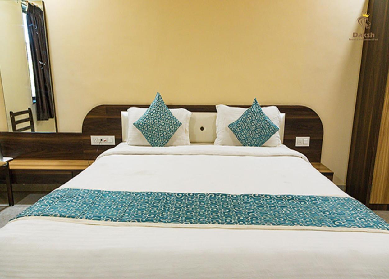 Hotel Somnath Daksh Somnāth Екстериор снимка