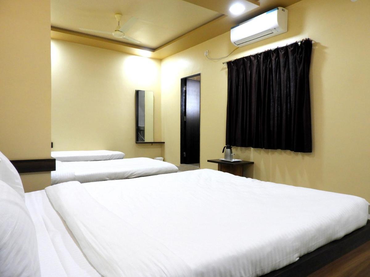 Hotel Somnath Daksh Somnāth Екстериор снимка