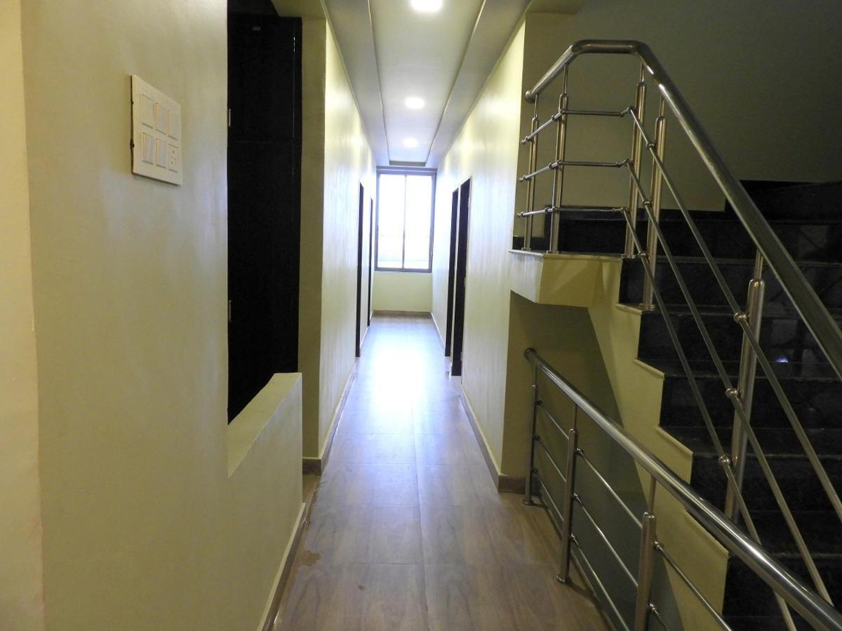Hotel Somnath Daksh Somnāth Екстериор снимка
