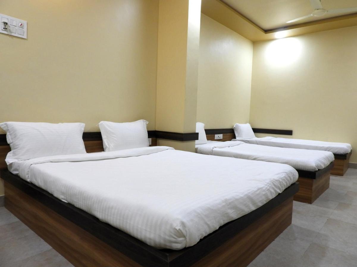 Hotel Somnath Daksh Somnāth Екстериор снимка