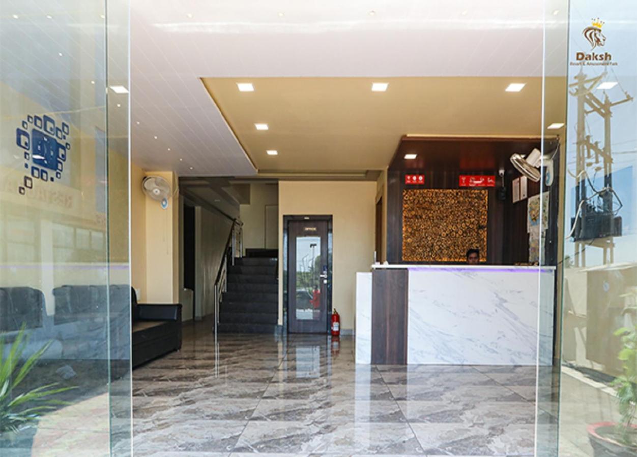 Hotel Somnath Daksh Somnāth Екстериор снимка